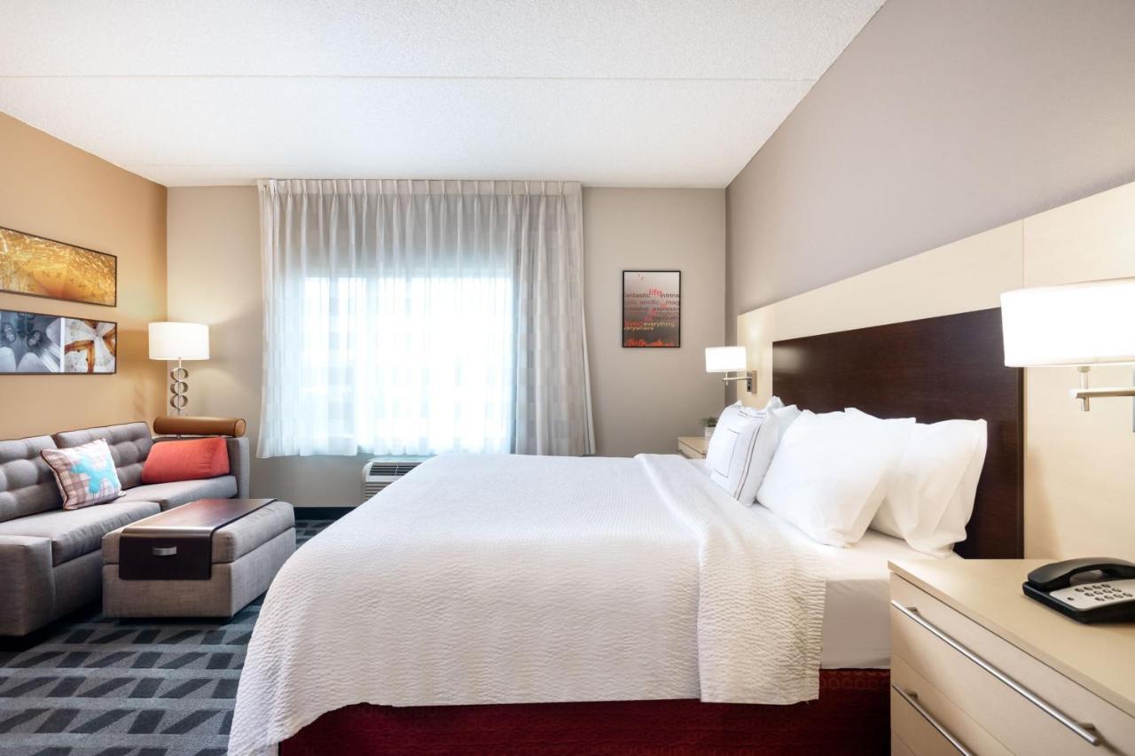 ทาวน์เพลส สวีท ชาร์ล็อต มัวร์สวิลล์ Hotel ภายนอก รูปภาพ