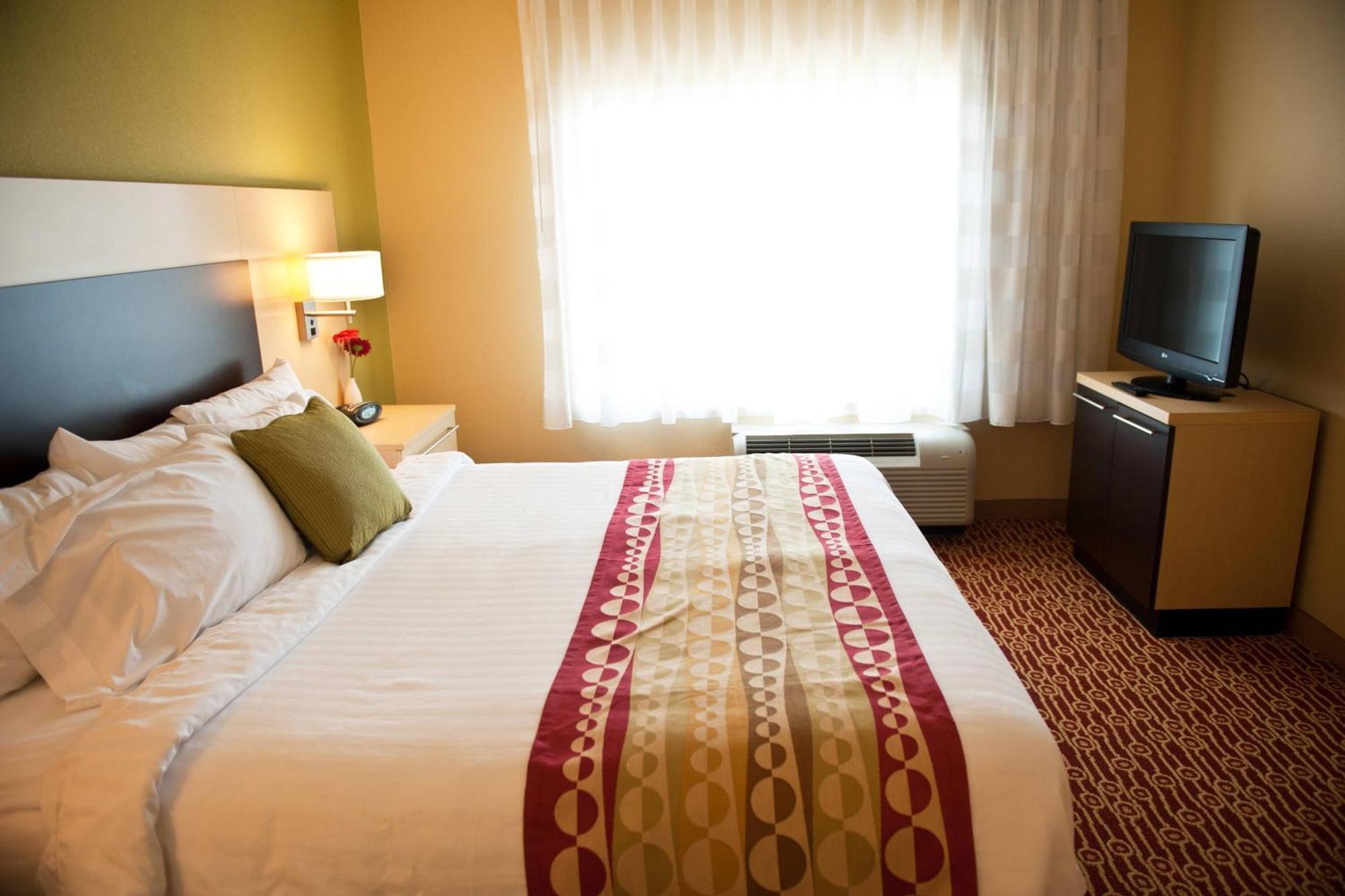 ทาวน์เพลส สวีท ชาร์ล็อต มัวร์สวิลล์ Hotel ภายนอก รูปภาพ